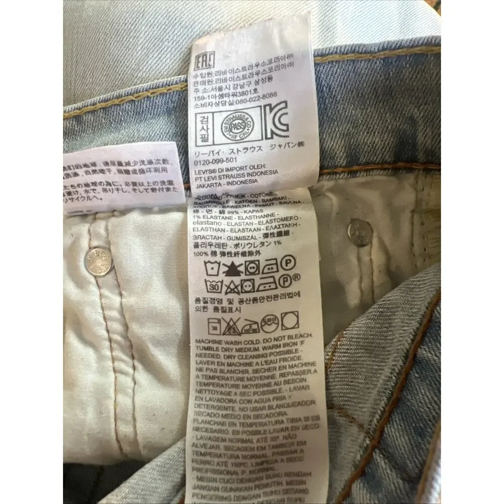 Levi’s 511 Light Wash Straight Leg Blue Jeans Americana Classic Streetwear 38x32